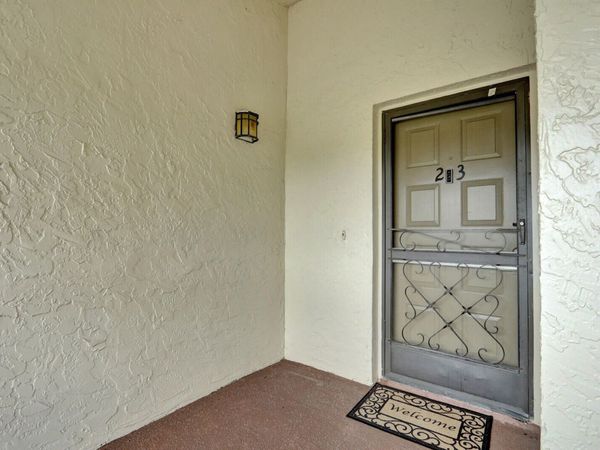 12910 Briarlake Circle, Unit 203, Palm Beach Gardens, FL 33418