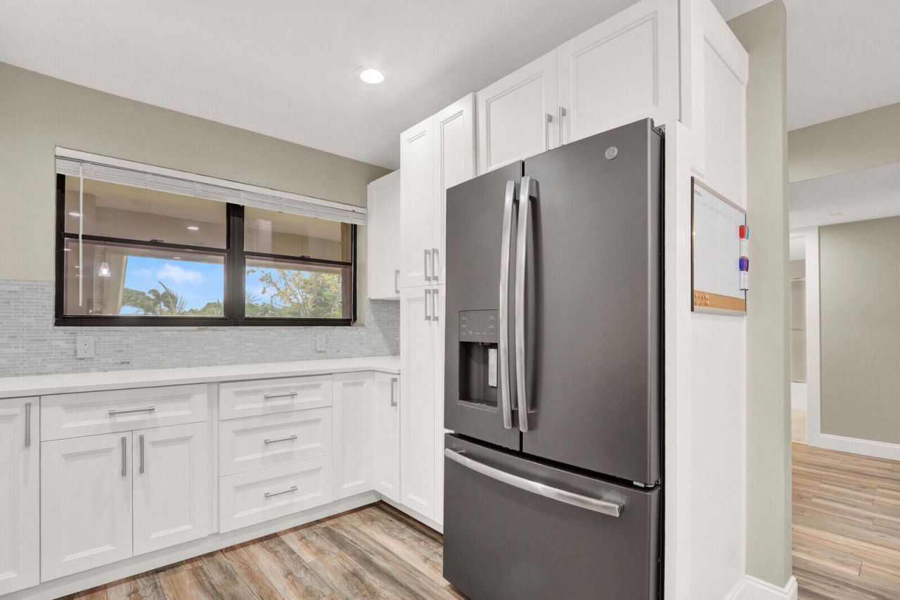 12910 Briarlake Circle, Unit 203, Palm Beach Gardens, FL 33418 Photo