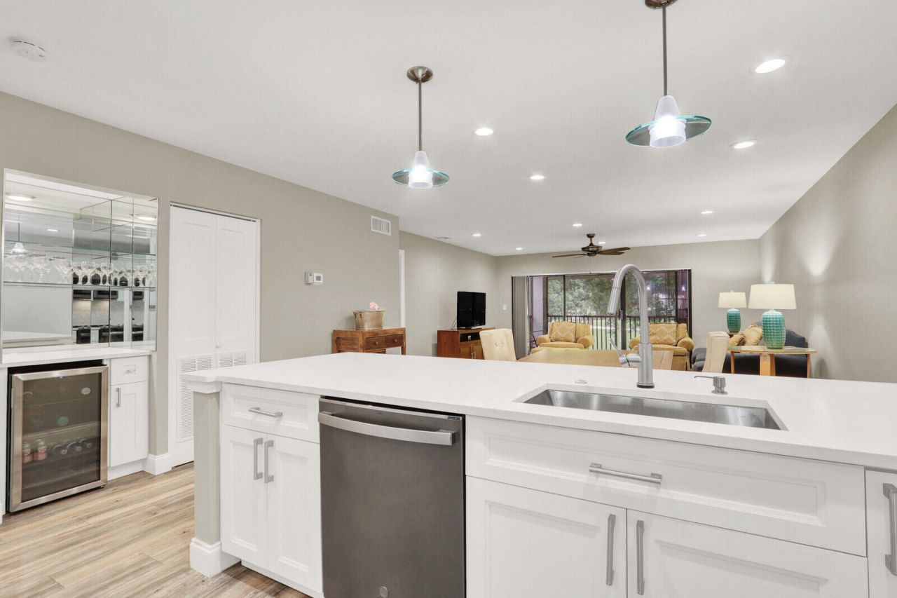 12910 Briarlake Circle, Unit 203, Palm Beach Gardens, FL 33418 Photo