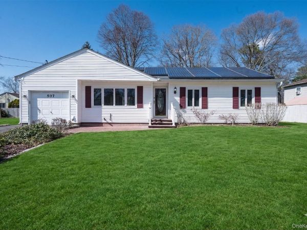 507 Joan Street, Ronkonkoma, NY 11779