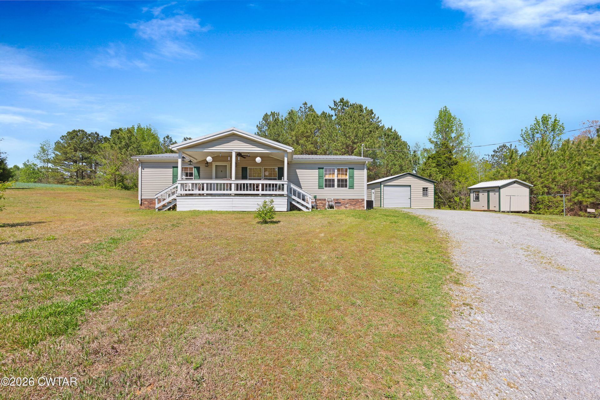 1810 Hill Road, Paris, TN 38242 Main Photo