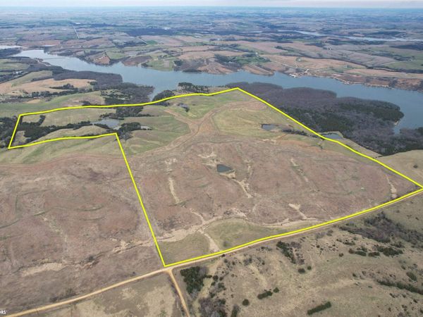 170th Street, Creston, IA 50801