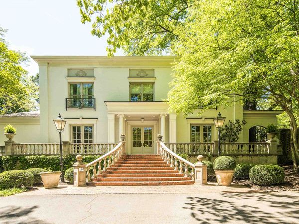 165 WARING RD, Memphis, TN 38117