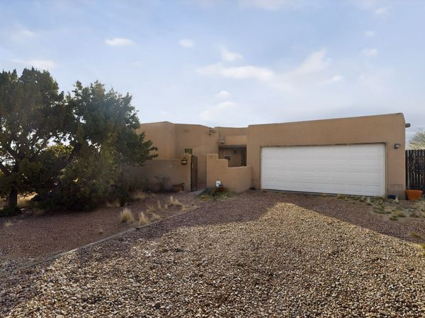 2 Abanico Road, Santa Fe, NM 87508