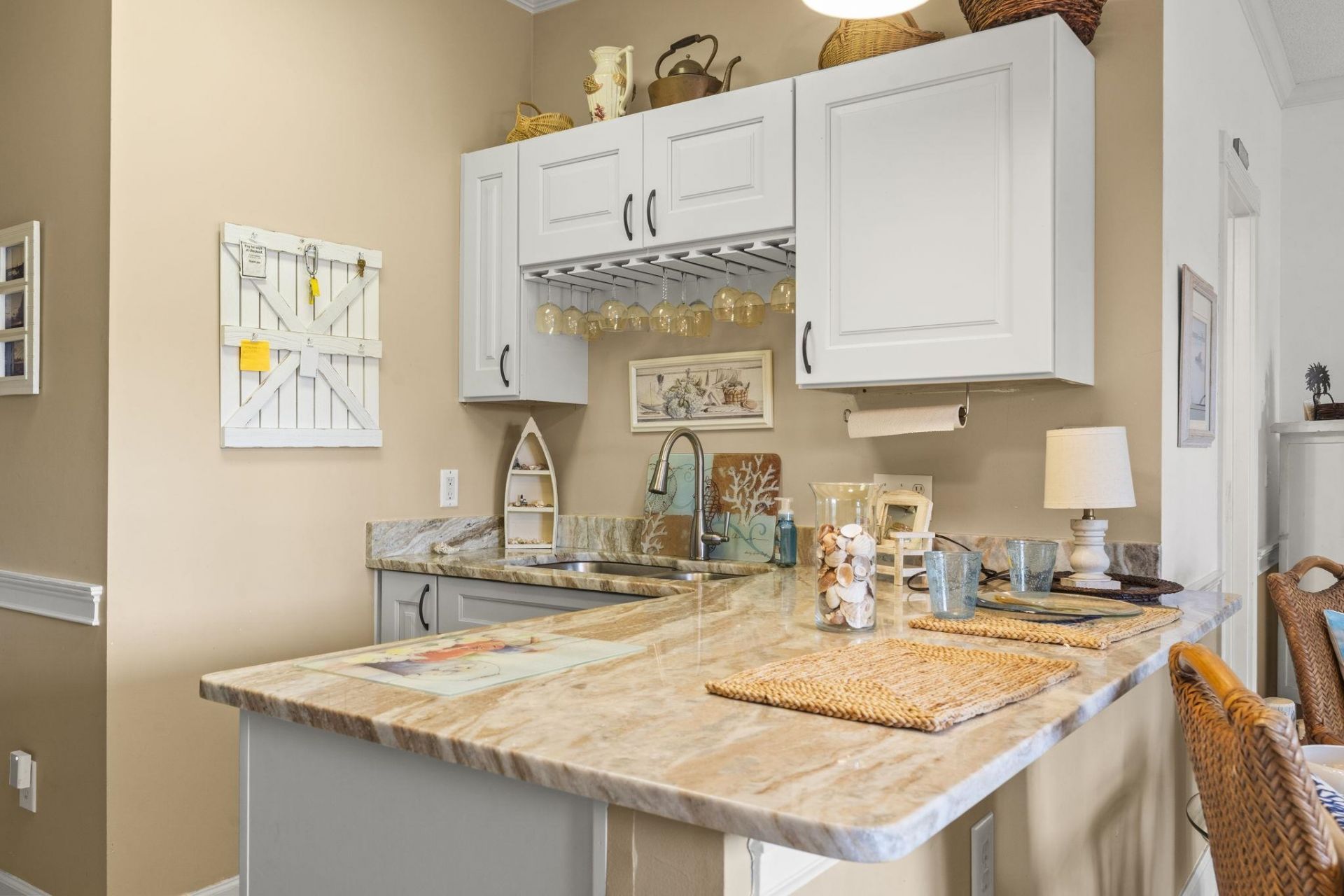 702 Riverwalk Dr. Photo 11