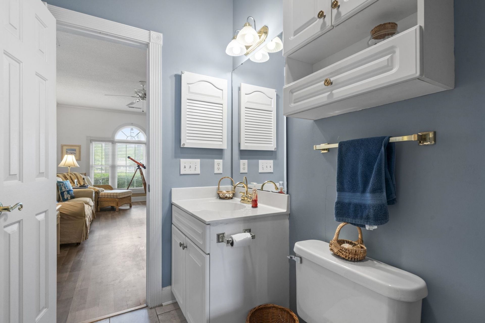 702 Riverwalk Dr. Photo 15