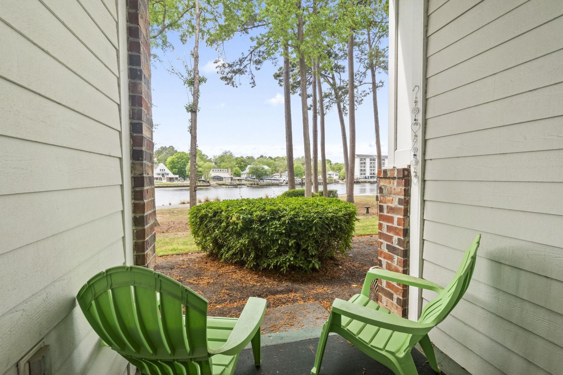 702 Riverwalk Dr. Photo 20