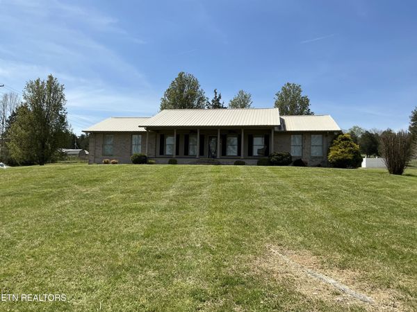 175 Ramsey St, Harrogate, TN 37752