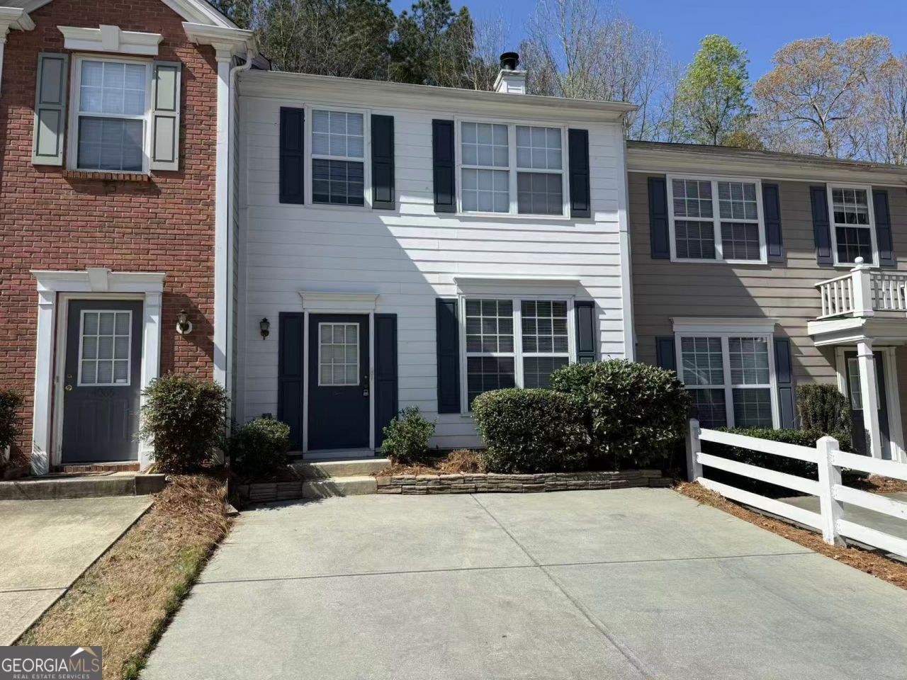 4063 Howell Park Road, Duluth, GA 30096 Main Photo