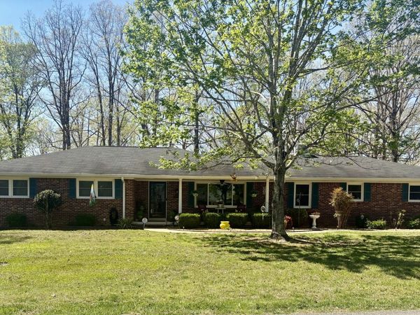 130 Cedar Hill Dr , Waverly, TN 37185