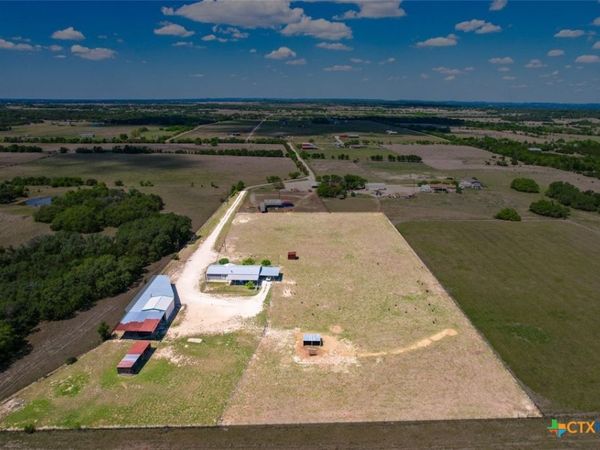 815 County Road 226 , Florence, TX 76527