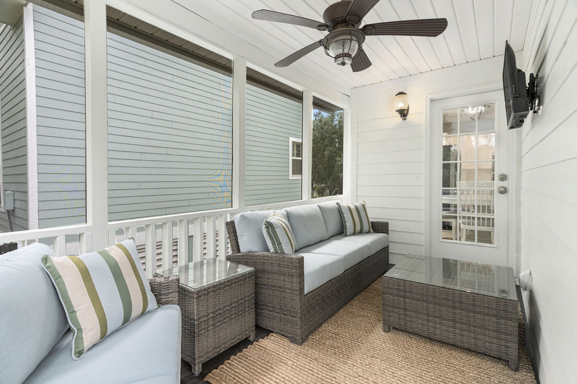 200 N Ladd Court Photo 16