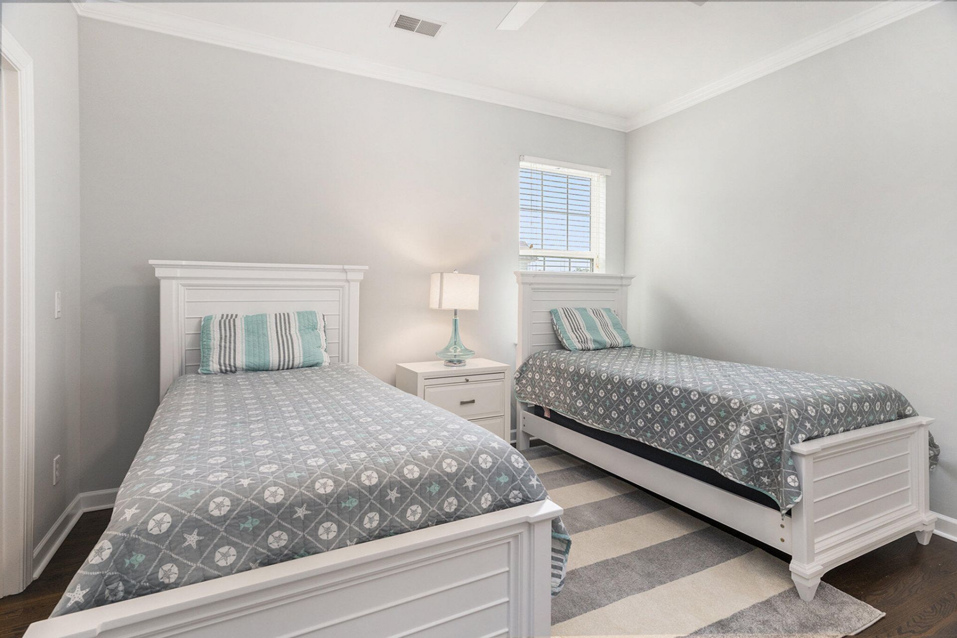 200 N Ladd Court Photo 41