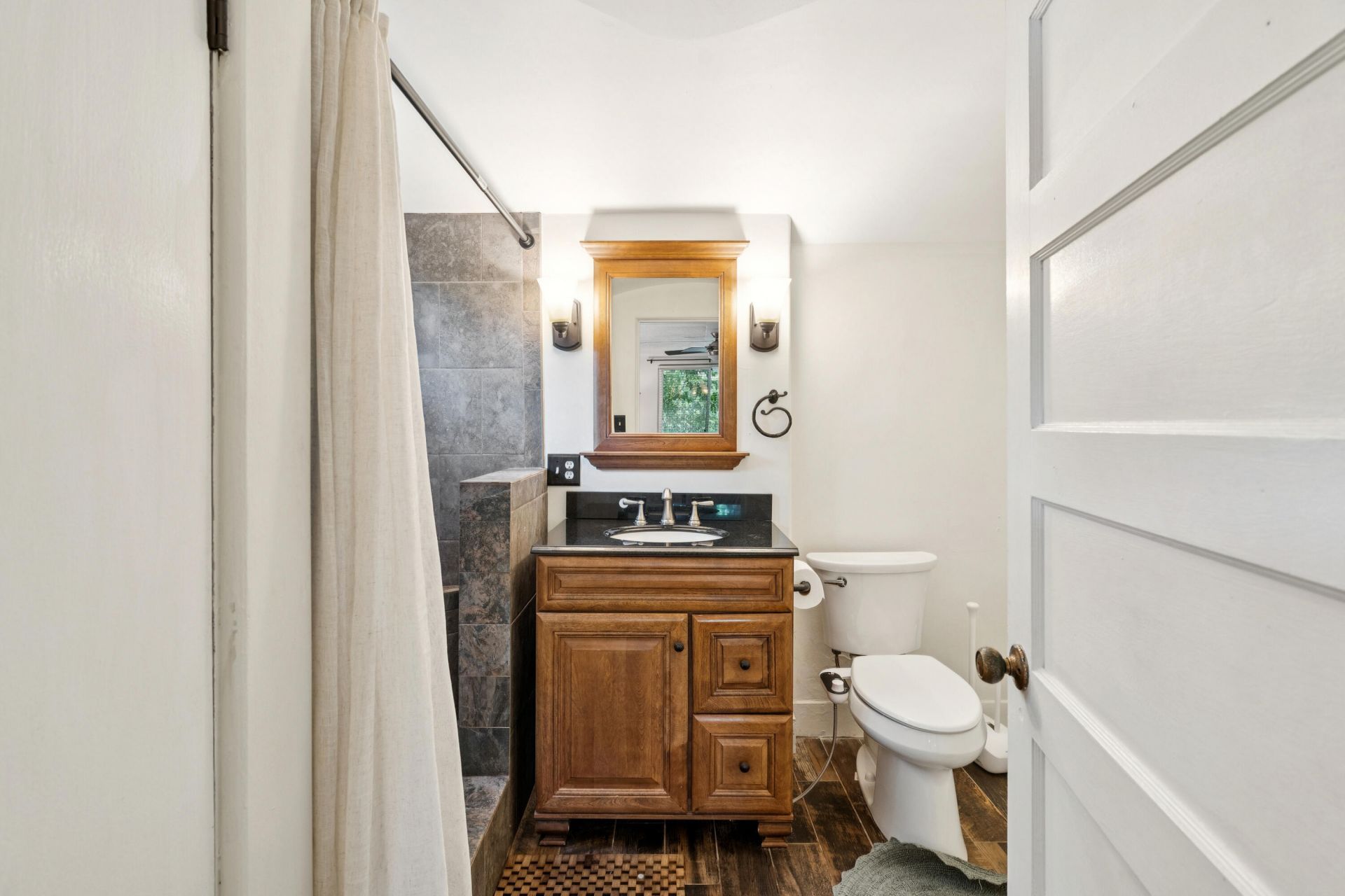 2227 Woodland Shores Road Photo 30