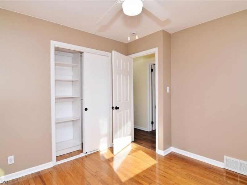 4912 N Sedgewick Road, Lyndhurst, OH 44124 Photo 22