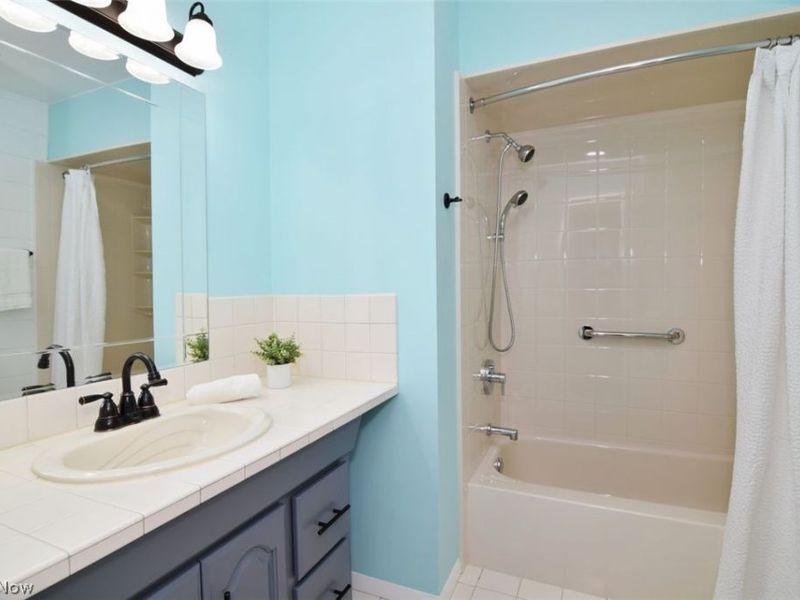 4912 N Sedgewick Road, Lyndhurst, OH 44124 Photo 27