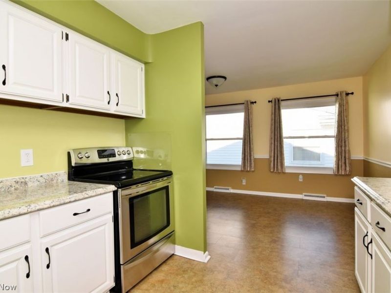 4912 N Sedgewick Road, Lyndhurst, OH 44124 Photo 9