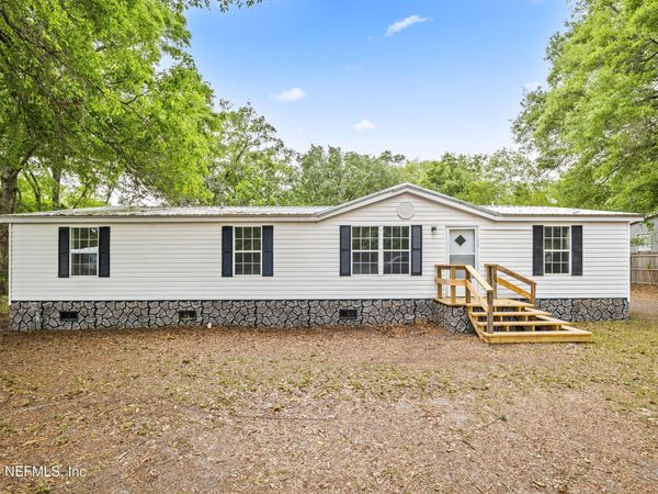 4318 DEERFIELD Circle W, Macclenny, FL 32063