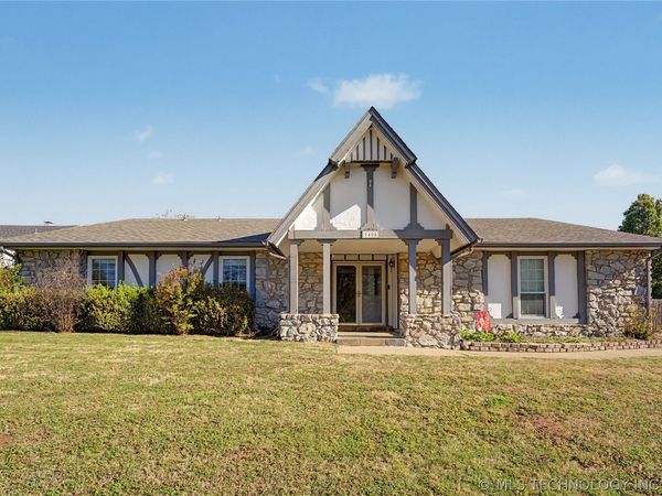 1405 W Young Street , Tulsa, OK 74127