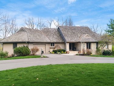 718 Old Oak, Unit 8, Columbus, OH 43235