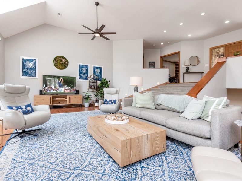 718 Old Oak, Unit 8, Columbus, OH 43235 Photo 13