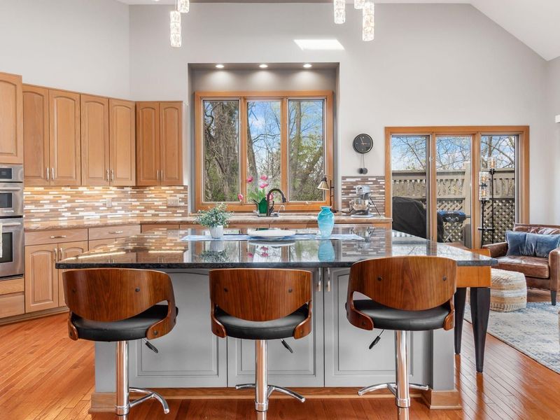 718 Old Oak, Unit 8, Columbus, OH 43235 Photo 21