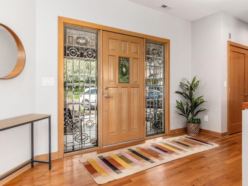 718 Old Oak, Unit 8, Columbus, OH 43235 Photo 3