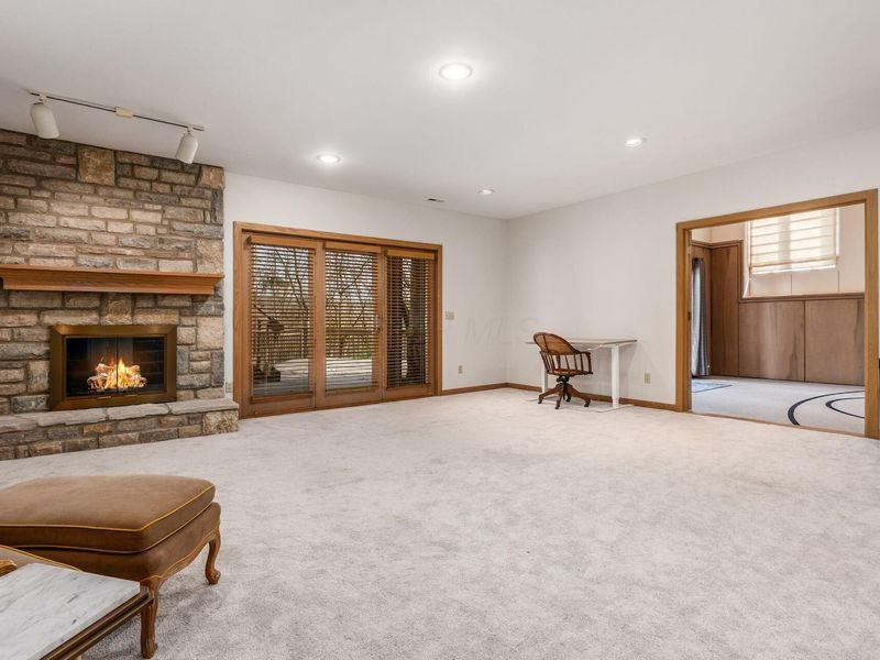 718 Old Oak, Unit 8, Columbus, OH 43235 Photo 41