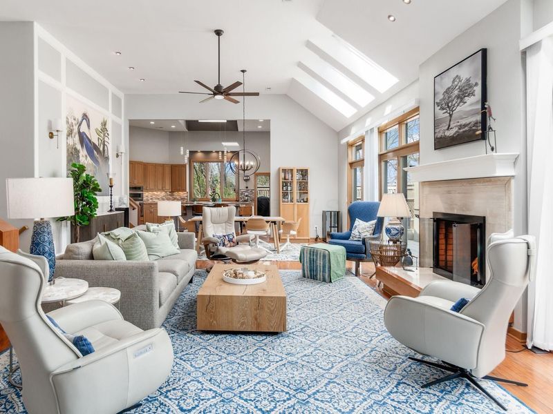 718 Old Oak, Unit 8, Columbus, OH 43235 Photo 7