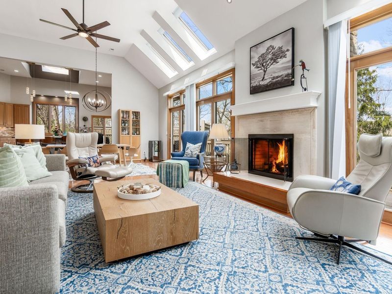 718 Old Oak, Unit 8, Columbus, OH 43235 Photo 8