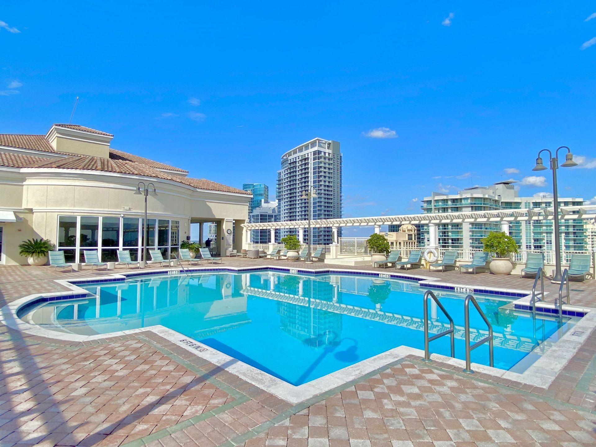 511 SE 5 Avenue, Unit 2207, Fort Lauderdale, FL 33301 Photo