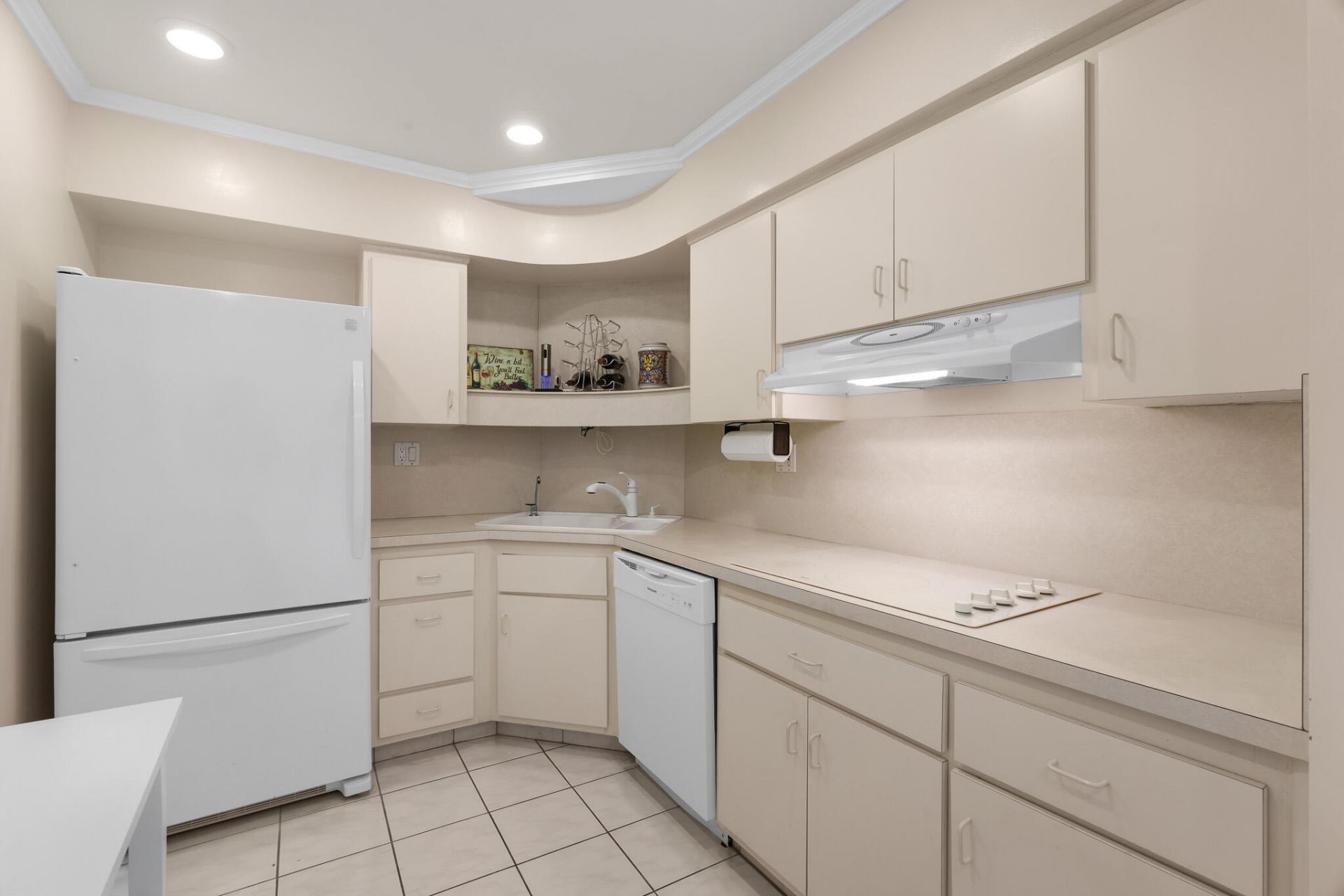 3200 NE 26th Street, Unit 609, Fort Lauderdale, FL 33305 Photo