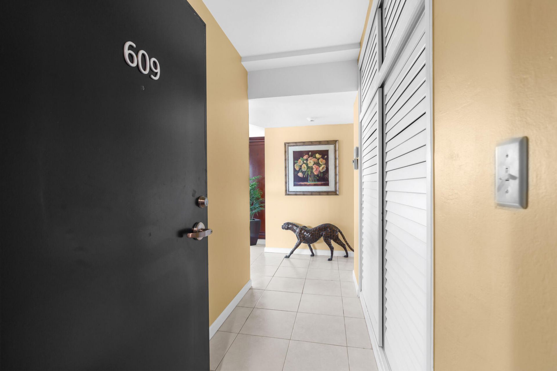 3200 NE 36th Street, Unit 609, Fort Lauderdale, FL 33308 Photo