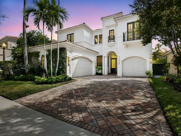 17921 Villa Club Way, Boca Raton, FL 33496