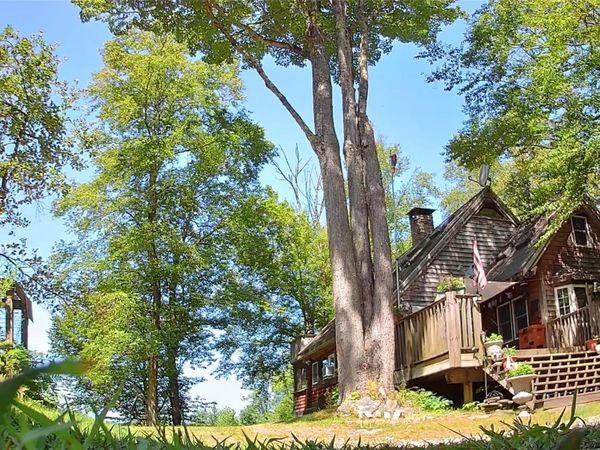 885 Grandview Road , Hancock, NY 13783