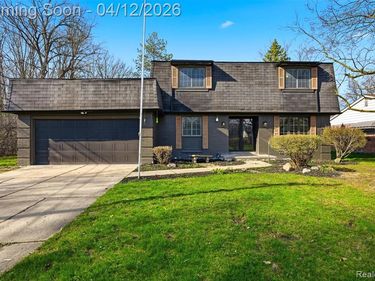 18878 Sunbright Avenue, Lathrup Village, MI 48076