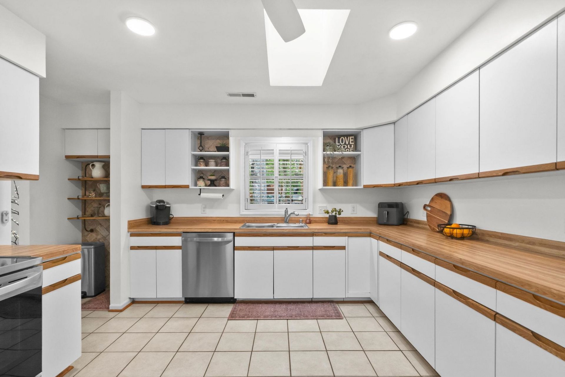 2135 Brunswick Circle Photo 16