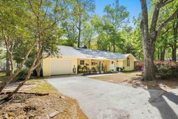 2135 Brunswick Circle photo 4