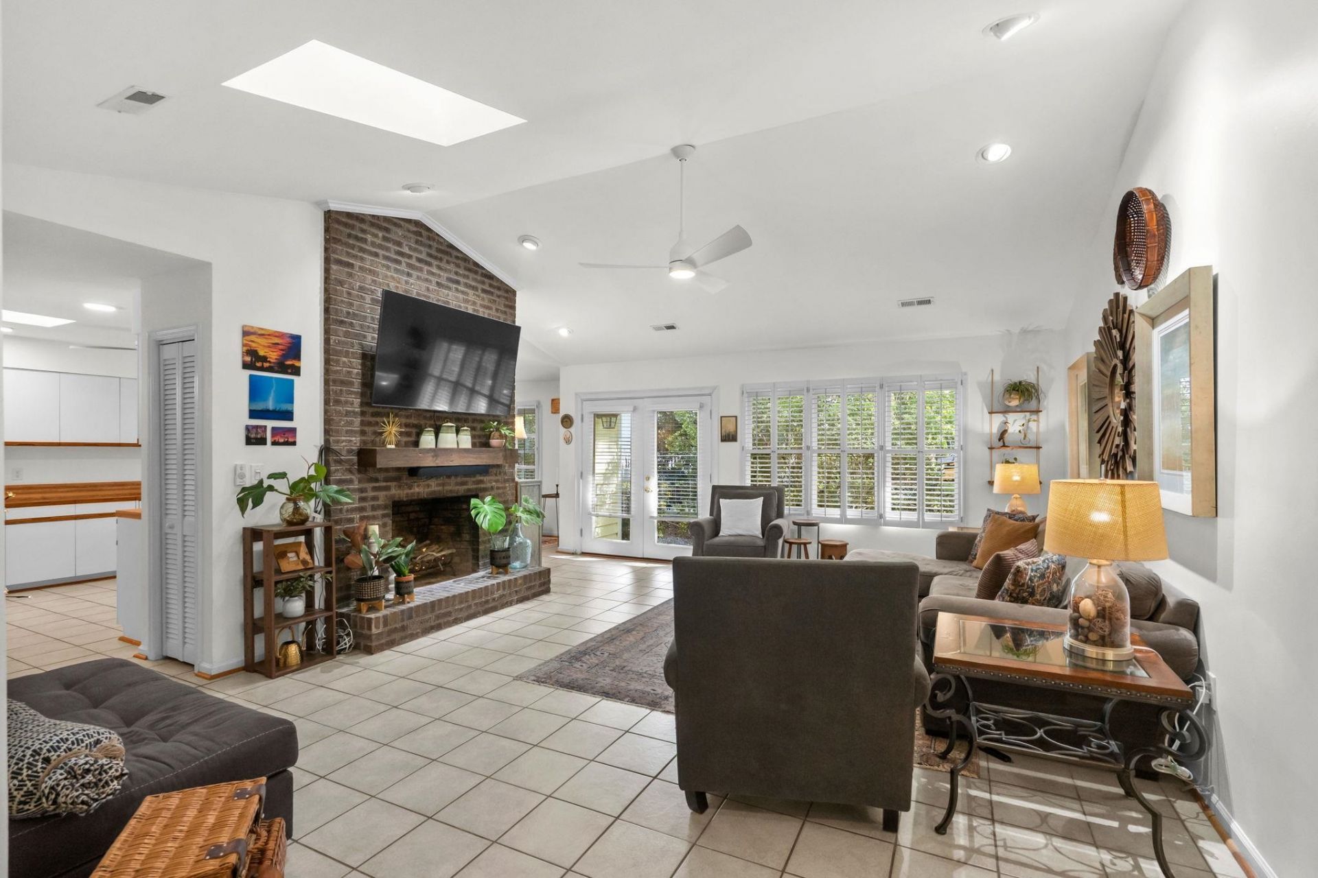 2135 Brunswick Circle Photo 8