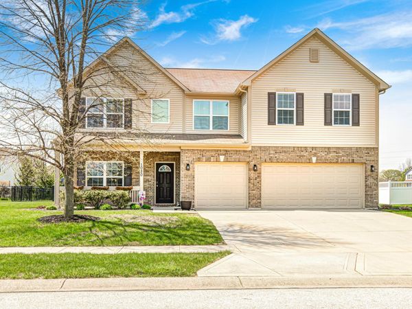 1080 Kelsneland Drive, Avon, IN 46123