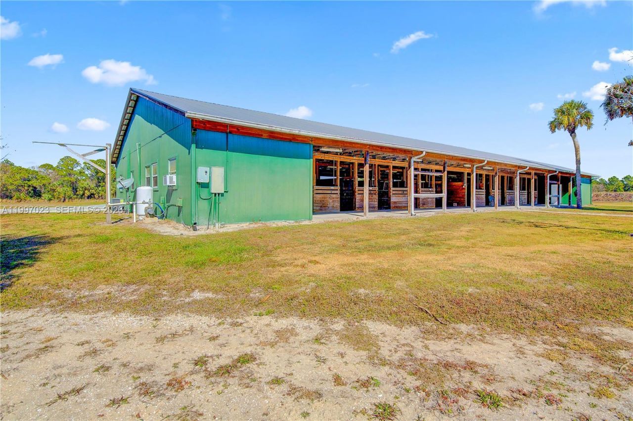30003 SW Martin Hwy , Okeechobee, FL 34974 Photo