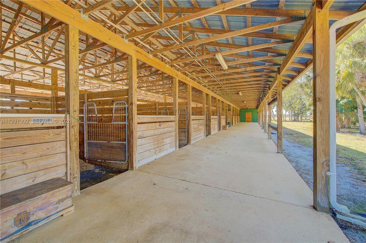 30003 SW Martin Hwy , Okeechobee, FL 34974 Photo