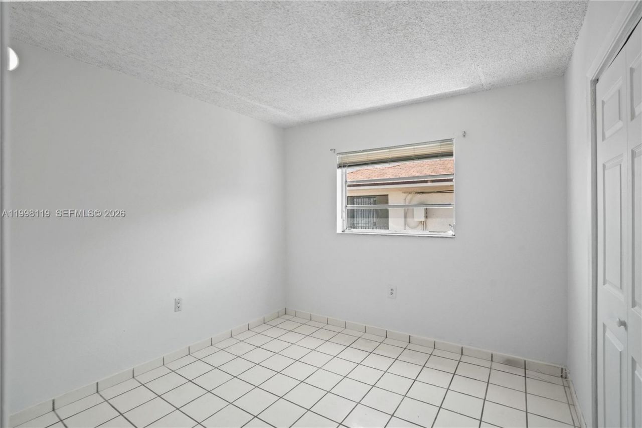 461 SW 7th St, Unit 5, Miami, FL 33130 Photo