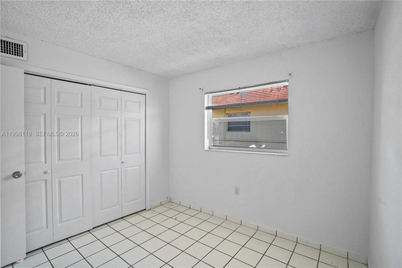 461 SW 7th St, Unit 5, Miami, FL 33130 Photo