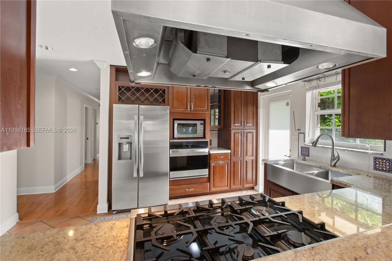 1428 Medina Ave, Coral Gables, FL 33134 Photo