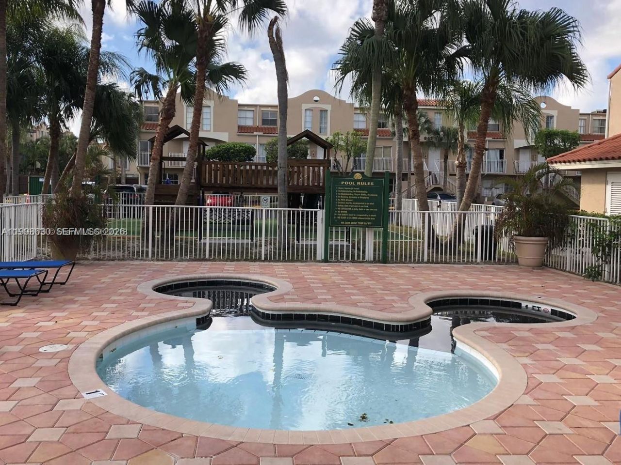 8695 NW 6th Ln, Unit 2-212, Miami, FL 33126 Photo