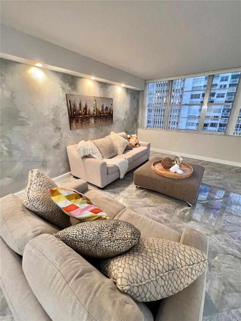 18041 Biscayne Blvd, Unit 1104, Aventura, FL 33160 Photo