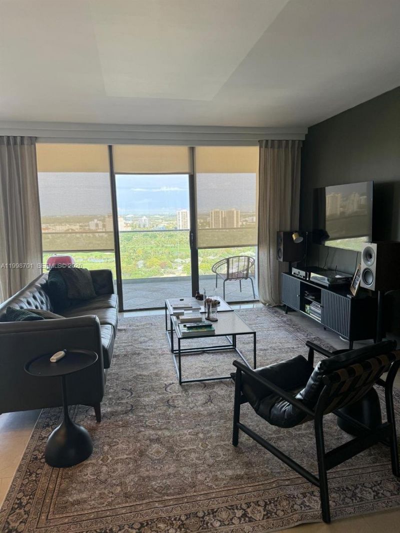 19707 Turnberry Way, Unit 28C, Aventura, FL 33180 Photo