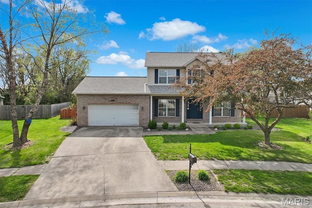 321 Ring Of Kerry Drive, Belleville, IL 62221 Main Photo