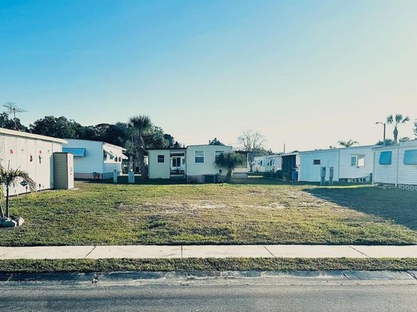 6100 62ND AVENUE N, Unit 55, PINELLAS PARK, FL 33781